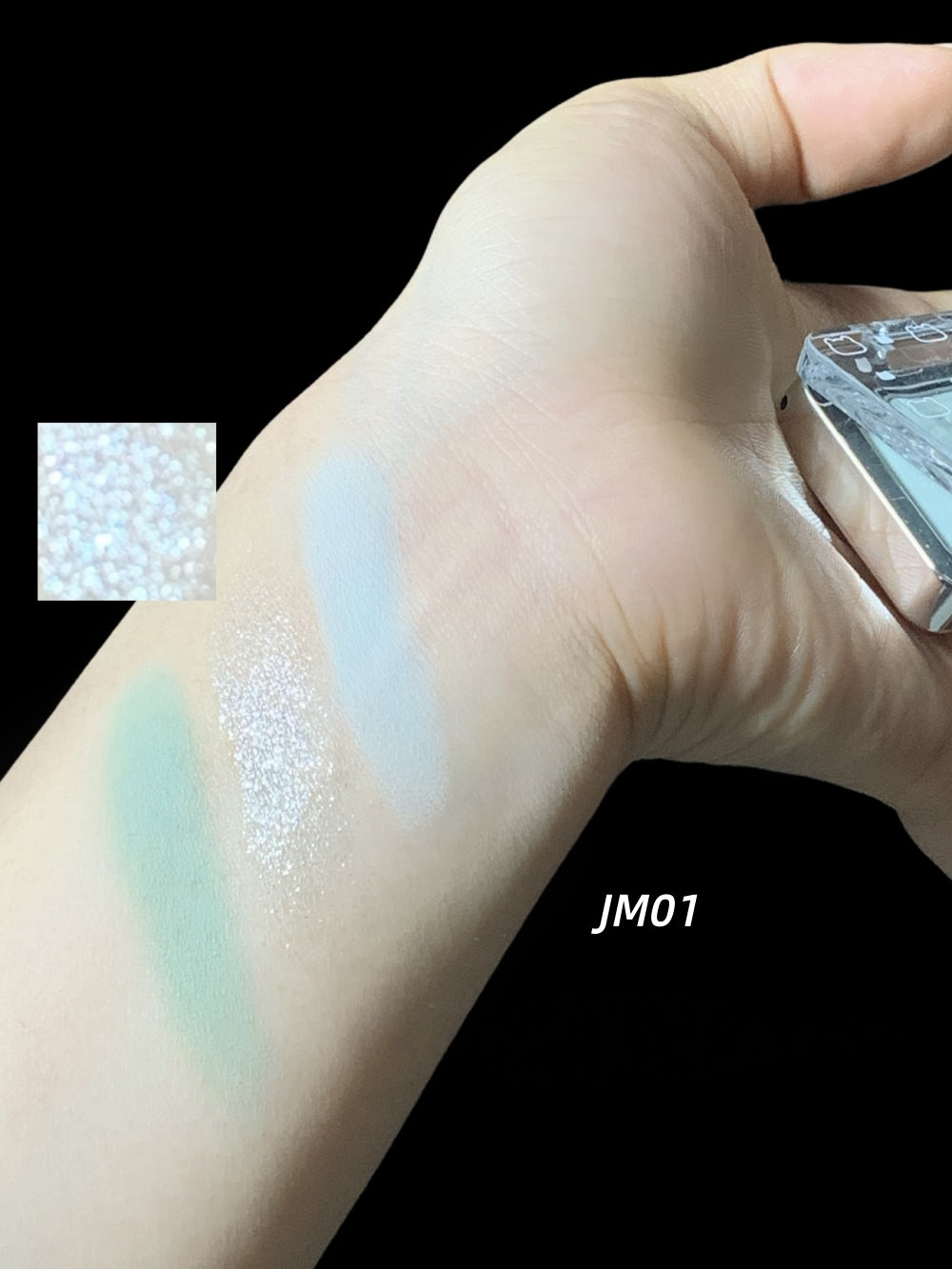 Tri-color Eye Shadow 4.8g