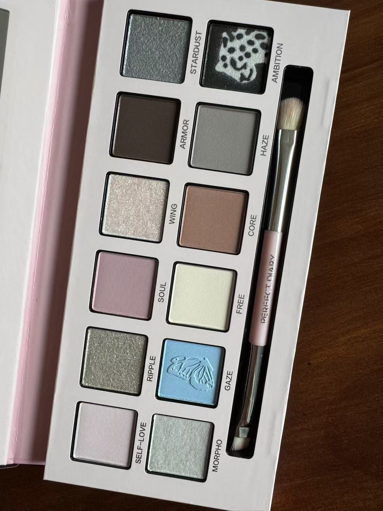 Perfect Diary Explorer Eyeshadow 20 Butterfly and Snow Leopard - Soft Pink 14g