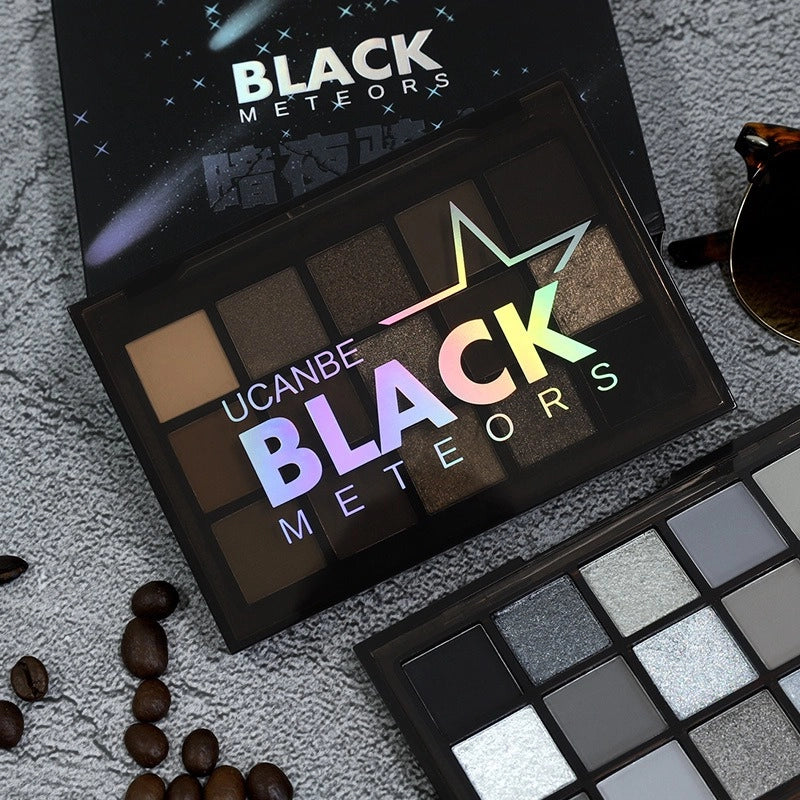 15 Colors Eyeshadow Palette Black Meteors 10.8g