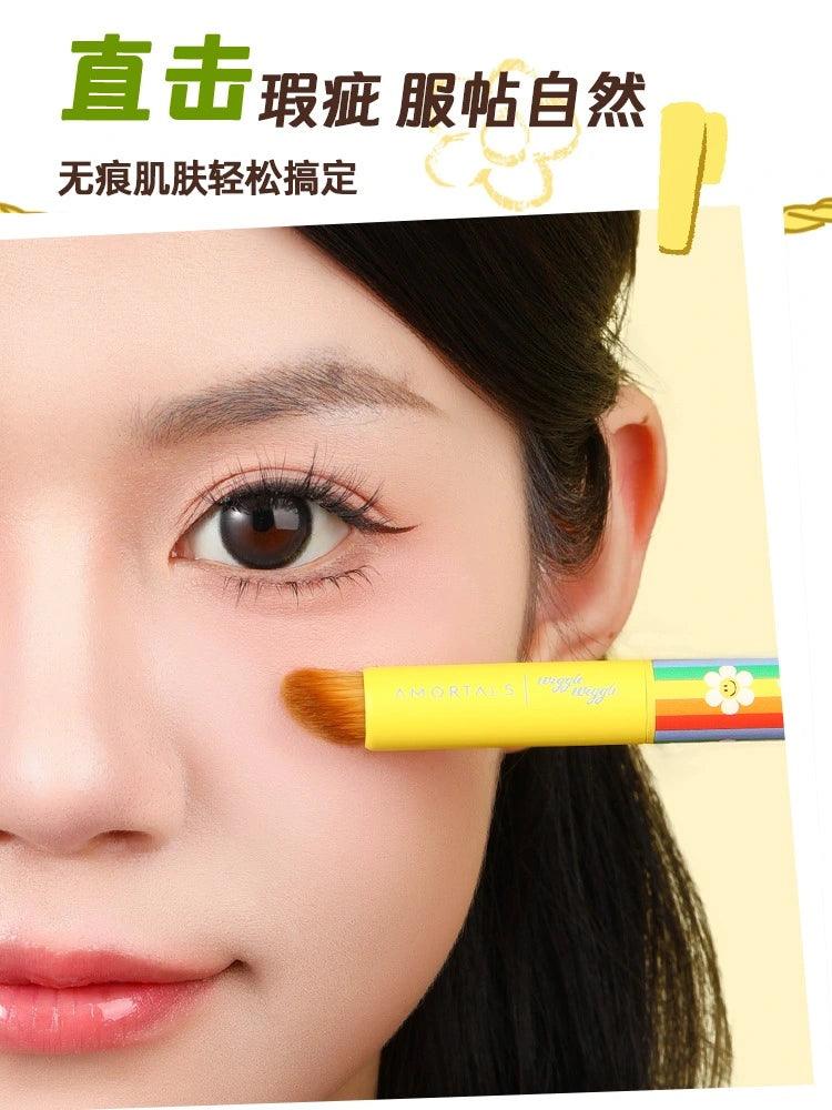 Amortals Wiggle Wiggle 遮瑕工具迷你粉扑和刷子套装